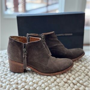 Alberto Fermani brown suede bootie